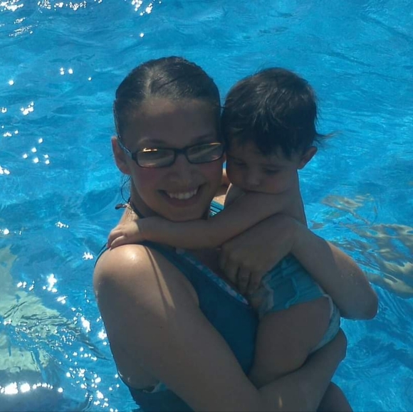 Meet your Posher, Gloria - Picture 9 of 9